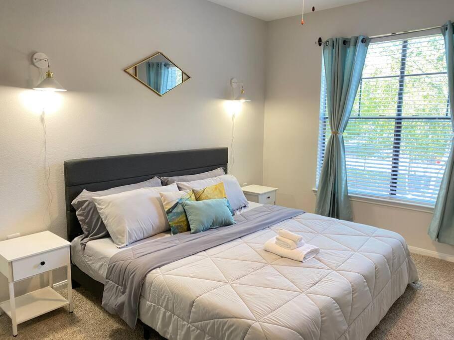 Your Warm Spacious Unit With Pool - Medical Center Houston Esterno foto