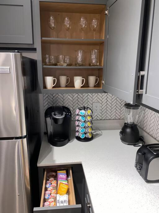 Your Warm Spacious Unit With Pool - Medical Center Houston Esterno foto