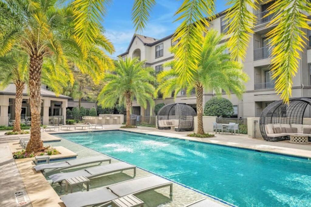 Your Warm Spacious Unit With Pool - Medical Center Houston Esterno foto